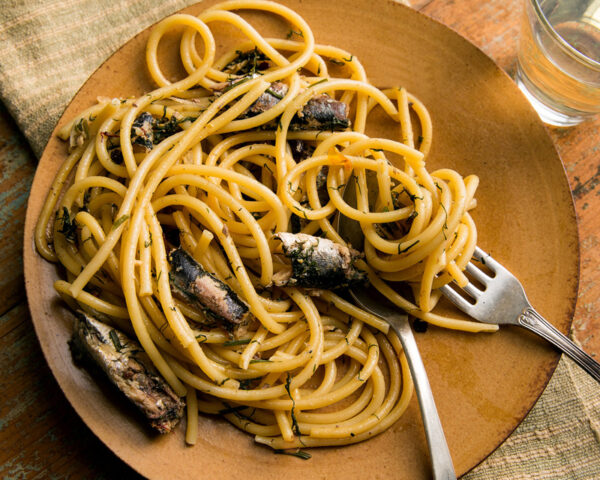 Pasta Con Le Sarde Salate di BlueFish